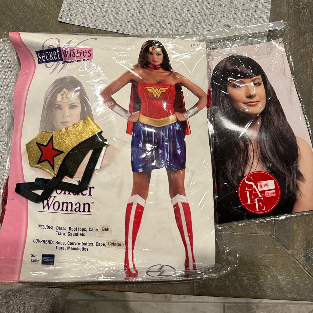 Wonder Woman Costume with Cape Size XS/3